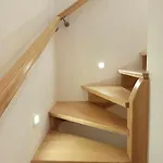 Pod Lasem 度假居 *