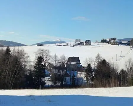 Pod Lasem Toporzysko