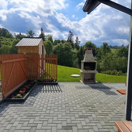 Pod Lasem Hébergement de vacances *